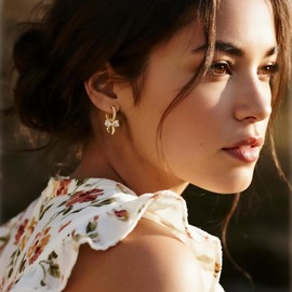 Sonateomber Gold Bow Dangle Drop Small Rhinestone Hoop Earrings for Women Cute Sparkly Cubic Zirconia Crystal Ribbon Dangling Trendy Holiday Wedding Prom Accessories Fashion Jewelry Gift