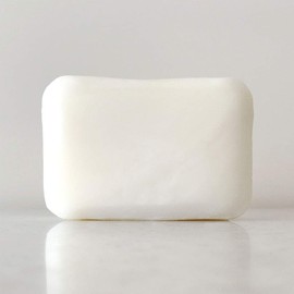 Additive-free Bee Mild Soap (1 piece)