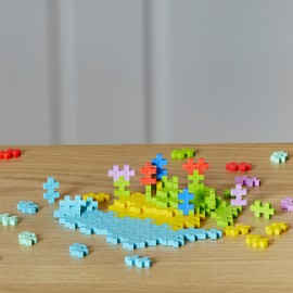 PLUS PLUS - Tropical Mix 240 Piece Tube & Green Baseplate Duo - Construction Building Stem/Steam Toy, Interlocking Mini Puzzle Blocks for Kids