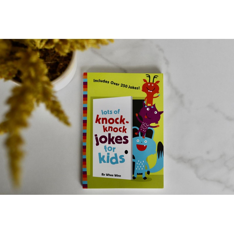 HarperCollins Lots of Knock-Knock Jokes for Kids