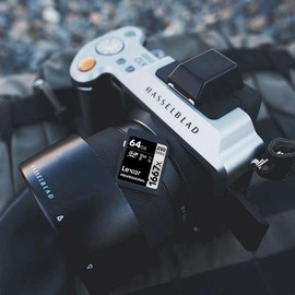 Lexar Professional 1667x SD Card 64GB, Memory Card SDXC UHS-II, Up to 250 MB/s Read, Class 10, U3, V60, SD for Professional Photographers, Videographers, Enthusiasts (LSD64GCB1667)