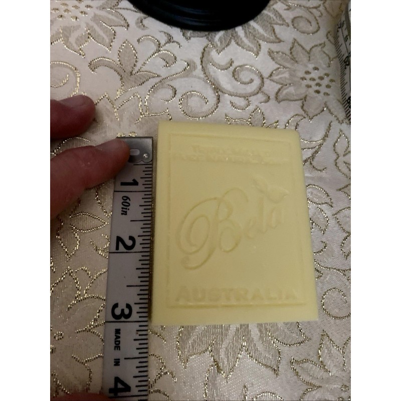 Bela Organic Bar Soap Parfum Honeysuckle Shea Butter Milled Plant-Base