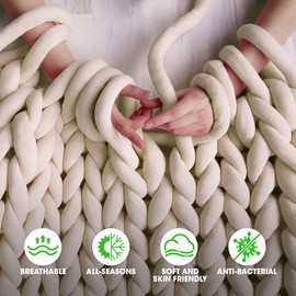 SKIKHN Pack of 2 Arm Knitting Wool, 500 g/25 m Chunky Wool for Hand Knitting, Polyester XXL Chunky Yarn, DIY Yarn Knitting Wool, Hand Knitting Yarn for Bags, Blankets, Bag, DIY Crafts (Green + Khaki)