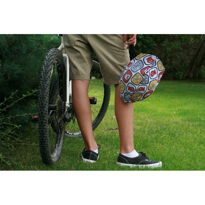 COOLCASC SKULLS Bike Helmet Cover