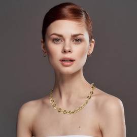 ZEETNIVI Chunky Necklace Layered Gold Choker For Women Stackable Statment Toggle Necklace Trendy Dainty Link Chain Fashion Jewelry Thick 14k Gold Plated Non Tarnish Summer Beach Layering Stack Choker
