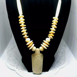 Light Brown Faux Wooden Beaded Tribal Style Necklace Disc Round Long Choker 18"