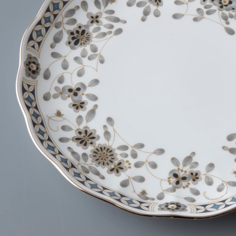Narumi 52443-1410 Milano Plate, Black, 7.5 inches (19 cm), Made