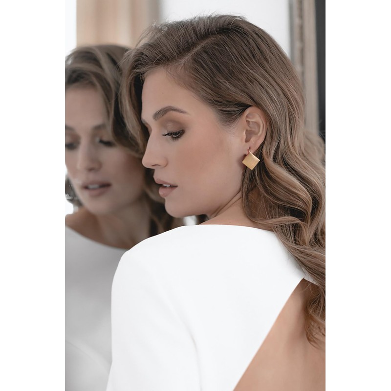 INNERDIVA Cute Square Brushed Drop Earrings 18K Gold Plated Geometric