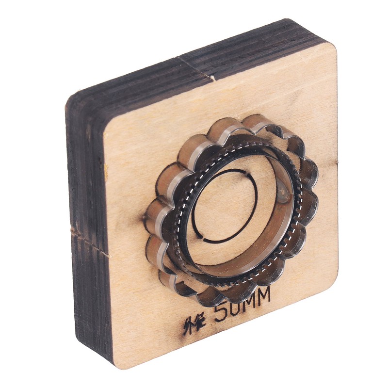 Leather Cutting Dies Sunflower Shaped 7.5x7.5x2.3cm Size 50mm Diameter Precise