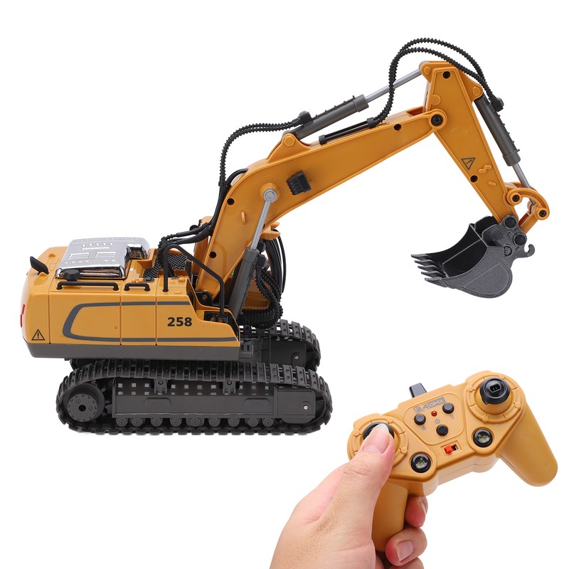 1/20 Excavator Rotate 680 Degrees 11 Channel Crawler Excavator Competition