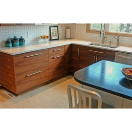 Top_Knobs Kinney Pull Color Polished Chrome 3 3/4" Length Lynwood Coll Contemporary Minimal Mid Century Modern Decorative Kitchen Drawer Cabinet Door Dresser Bathroom Metal Handle Interior Home