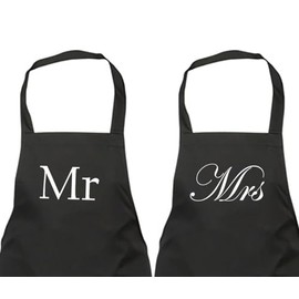 60 Second Makeover Limited Couples Mr and Mrs Black Apron Set Novelty Gift Wedding Anniversary Husband Wife House Warming Kitchen Present