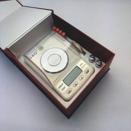 G&G FC50 Precision Jewellery / Gold Scales (50 g / 0.001 g) with Calibration Weight