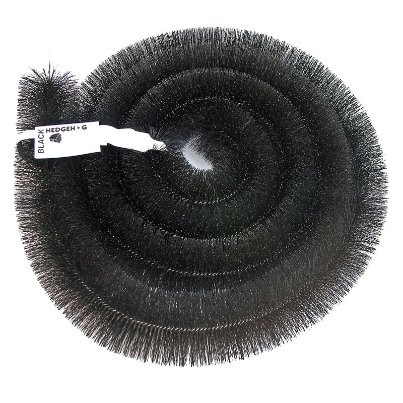 1 x 4m (4 metres) 100mm Black Hedgehog Gutter Brush