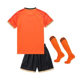 Hiheart Boys Soccer Set Football Team T-shirt and Shorts with Socks Orange 7-8