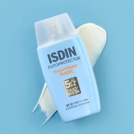 ISDIN Fotoprotector Fusion Water Magic SPF 50, Protector Solar Facial OIL CONTROL, de fase acuosa para uso diario, Textura ultra ligera, 50 ml