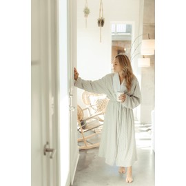 Telegraph Hill Double Layer Seersucker Robe - Soft Microfiber Bathrobe in Shade Stone - Unisex Large Bathrobe - Perfect for Sauna, Gym, & Home