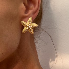 Starfish Earrings Gold Seashell Earrings Fish Conch Shell Earring Beach Earring for Women Summer Vacation Beach Jewelry (Style4 - Gold Pearl Starfish Studs)