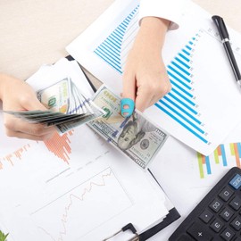 20 Pieces Rubber Fingers Tips Guard with 5 Sizes (S/M/L/XL/XXL) Finger Protector Covers Caps for Paperwork, Cutting, Wax Carving, Guitar Playing and Office Supplies Tasks