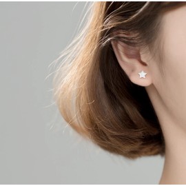 Unbranded 925 Sterling Silver Tiny Small Paved Cz Star Stud Earrings 5mm Gift Box PE53