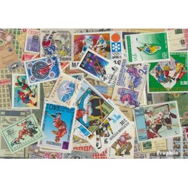 Prophila Collection Designs 25 Different Ice Hockey Stamps (Stamps for Collectors) Winter Sports