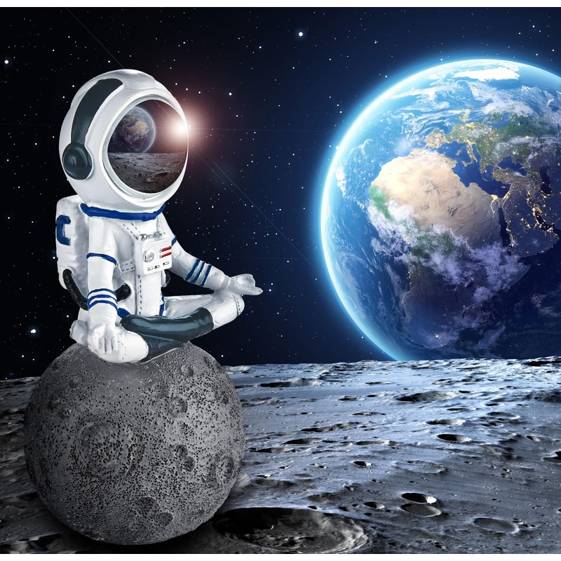 BRUBAKER Decorative Figure Astronaut Tailored on the Moon - 18