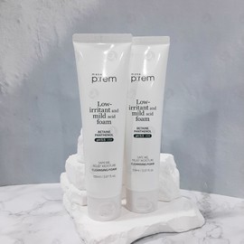 1+1 Make Prem Safe Me Relief Moisture Cleansing Foam Double Special Product / 1+1 메이크프렘 세이프 미 릴리프 모이스처 클렌징 폼 더블기획상품