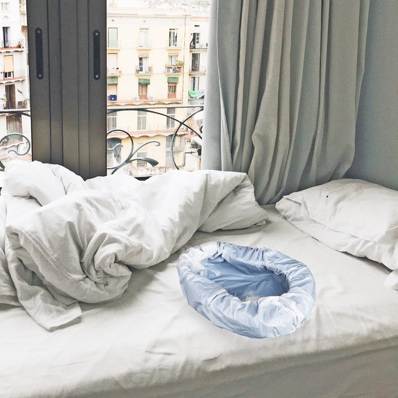 Bed Pan Set with 30 Absorbent Gel Pads and 30