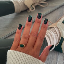 KQueenest Short Press on Nails Square Dark Green Nails Set Glazed Fake Nails Press on Acrylic Nails Pure Short Nails Glue on Real Stick on Nails for Women Fall Winter Wear