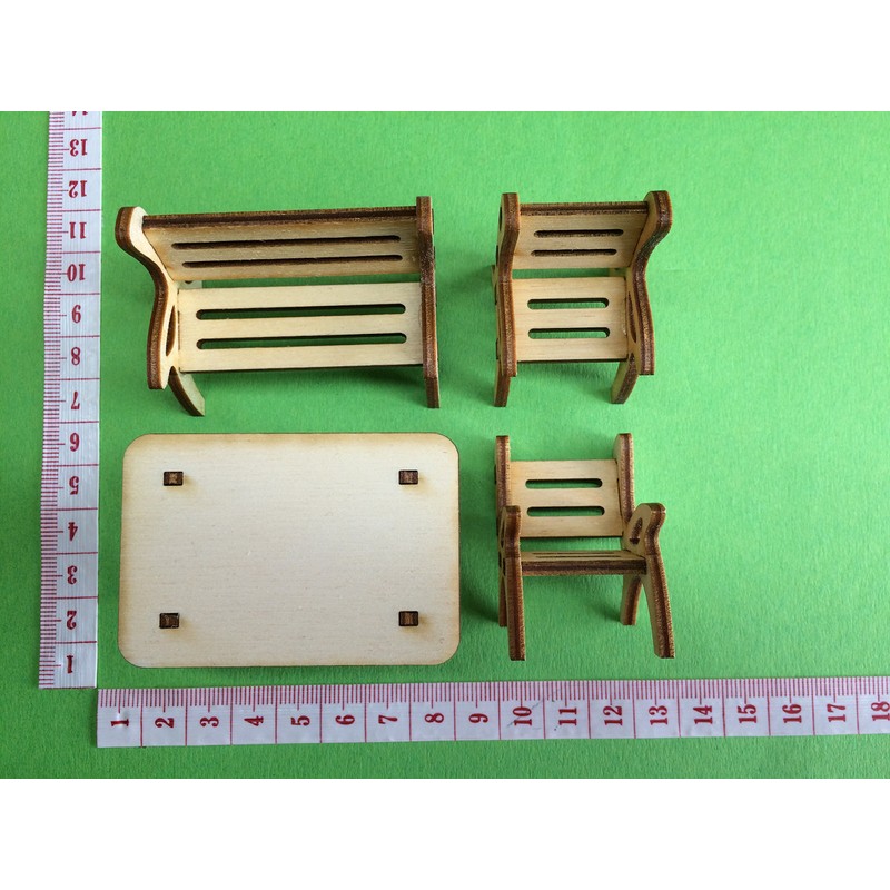 Petra's Bastel News 4-Piece Table Set Including Table, 1 x