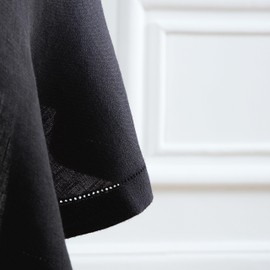 Solino Home Black Linen Round Tablecloth 60 Inch Diameter - 100% Pure Linen Prewashed Sonoma Hemstitch Table Cloth - Washable Tablecloth for Wedding, Parties, Spring, Mothers Day, Easter Decorations