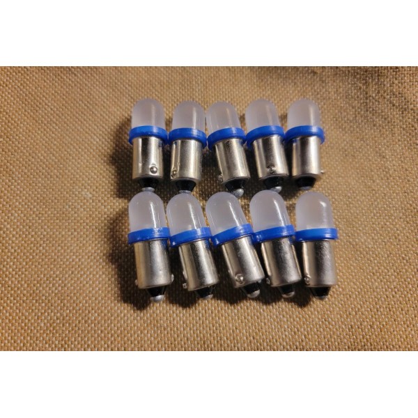 Technics (10) COOL BLUE FROSTED BAYONET 6.3V-8V LED LAMP/#44 #47