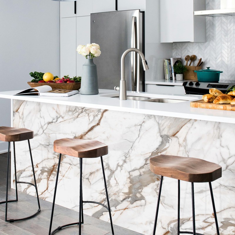 Marble Peel and Stick Waterproof Wall Paneling, 118" x 47"