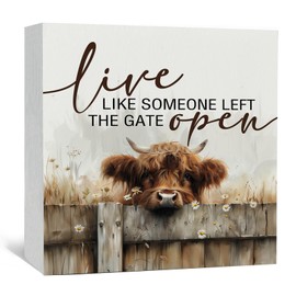 Nitelat Highland Cow Decor Sign - Farmhouse Western Animal Office Kitchen Bedroom Decor, Rustic Farm Live Like Someone Left The Gate Open Signs, Highland Cow Gifts For Women 8x8