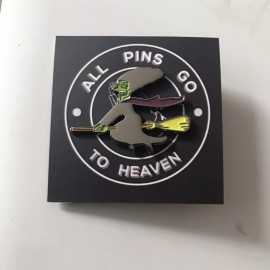 All Pins Go To Heaven Marge Simpson Witch Soft Enamel Pin Treehouse Of Horror Easy Bake Coven Simpsons