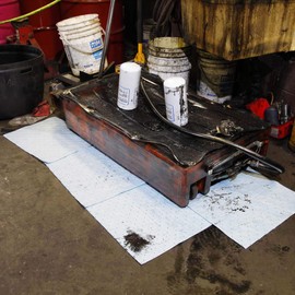 SpillTech Oil-Only Defender Absorbent Mat Pad, Heavyweight, Polypropylene, 19” x 15” (L x W), White, Pack of 100 (WPB100H)