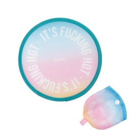 Fisura It's f*cking hot round folding fan with colour gradient. Lightweight and foldable design, ideal for hot days. Pack of 1, diameter 20 cm