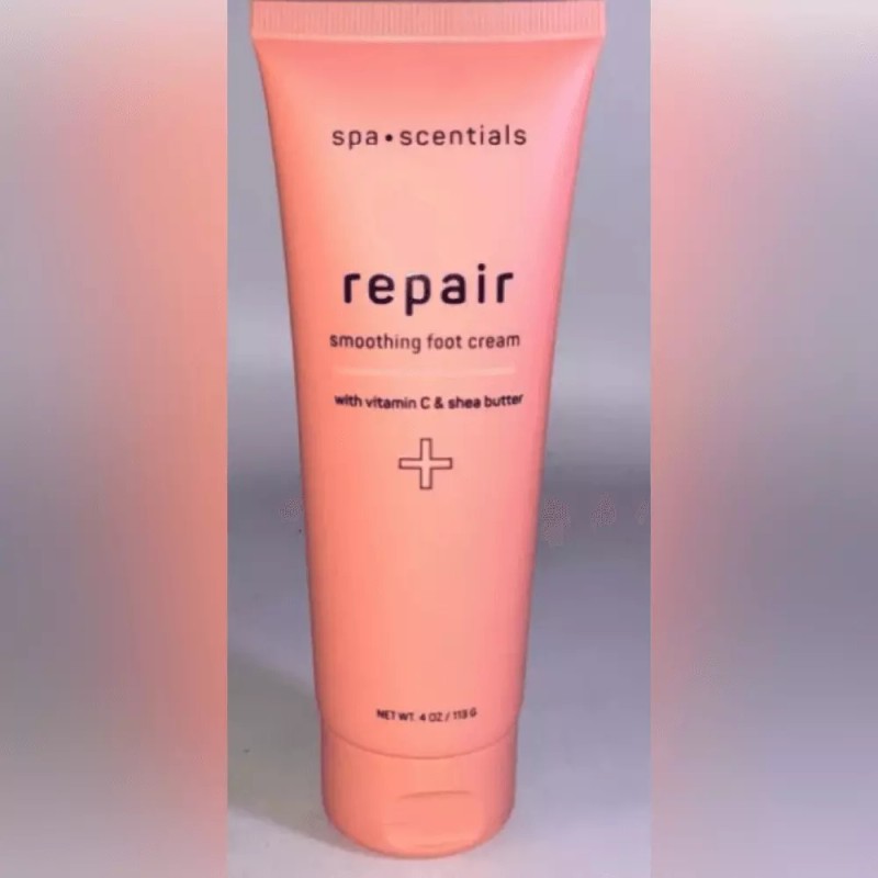 Spa . Scentials Repair Smoothing Foot Cream with vitamin C