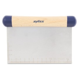 Zyliss E980213 Bench Scraper, 11cm/4.5in, Stainless Steel/Wood, Separate, Scrape, Cut Pizza/Cookie Dough/Cakes/Bakes/Vegetables, Meaurements on Blade cm/in