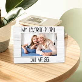 WTOGQ My Favorite People Call Me Gigi Picture Frame, Mother's Day Gifts for Gigi Grandma, Best Grandma Gifts Photo Frame 4X6, Grandmother Wooden Photo Picture Frames for Desk Tabletop Decor
