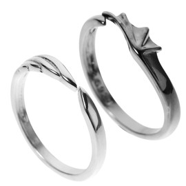 Holibanna Angel Devil Lover Rings Pack of 2 Angel Devil Wings Couple Casual Ring Adjustable Black White Lovers Couple Open Ring Jewellery Gift Adjustable Ring Decoration, Zinc alloy