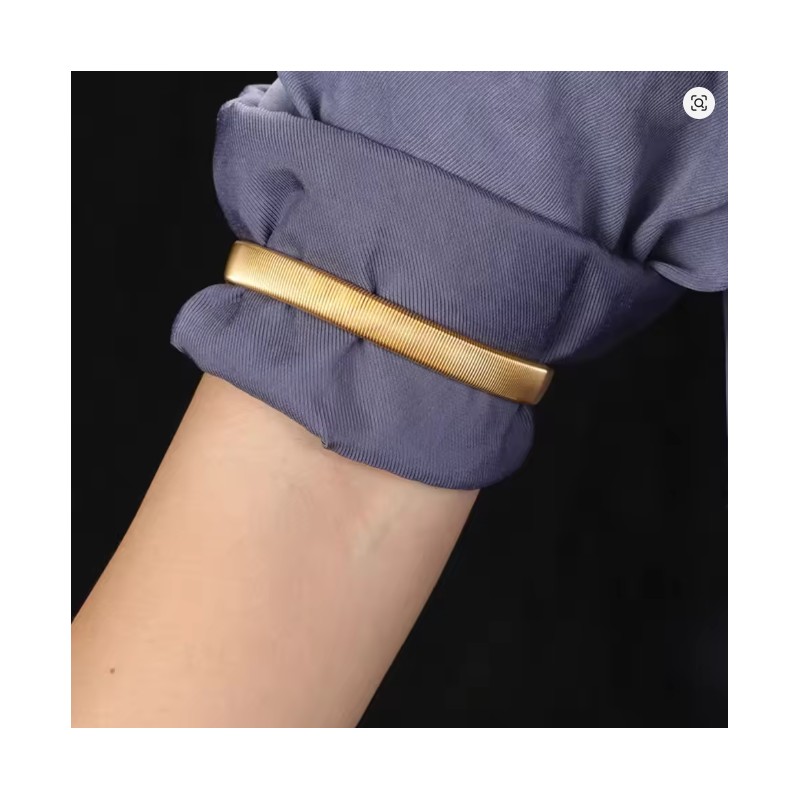 Elastic Shirt Sleeve Holders for Men and Women – Anti-Slip