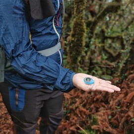 TIXIPEM Keychain Compass [18PCS] - Survival Pocket Mini Compass Bulk with Key Ring for Hiking & Camping - [Blue] Outdoor Activities Accessory