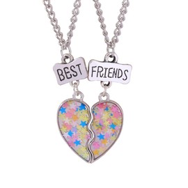 Best Friends Friendship Gift Necklaces for 2 Girls Christmas Birthday Gifts for Best Friend Bestie Gift Necklace for Women Girls Matching Heart Necklaces for BFF Necklaces for 2