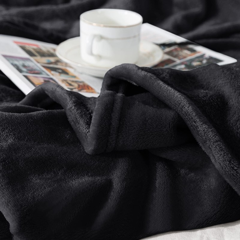 Hafaa Fleece Blanket and Throws 400 GSM Fluffy Sofa Throw