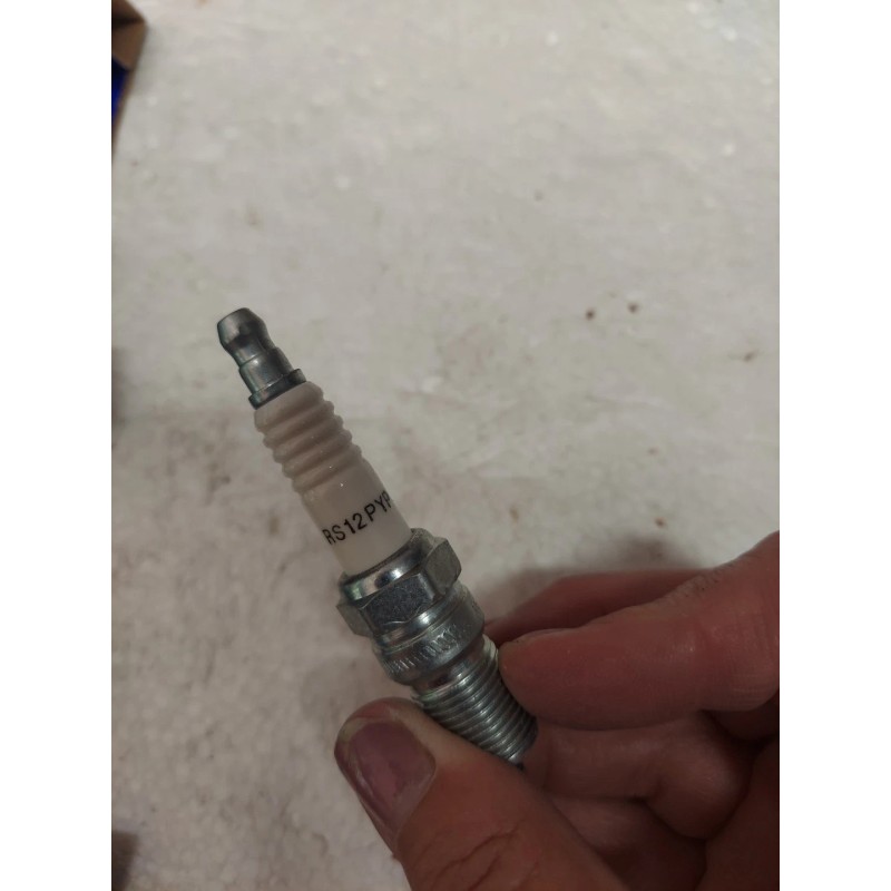 Volvo Penta OEM Volvo Penta Spark Plug Kit 3858996 (1