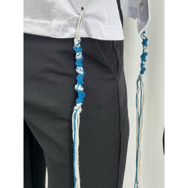 Adult Tzitzit T Shirt with Kosher Blue Tekhelet Tzitzis Tassels
