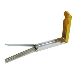 M-067 Tinder Cleaning Needle Case Included