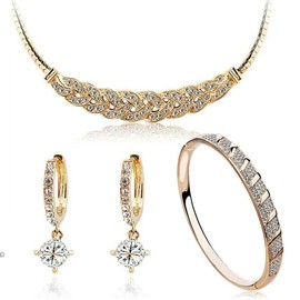 Exquisite, fashionable, and atmospheric waltz necklace, collarbone chain bracelet, earring accessory set-Gold white, necklace, bracelet, earring three piece set