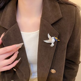 Kokoma Peace Dove Brooch Pin for Women Cubic Zirconia Olive Leaf Bird Animal Lapel Pin Corsage Badge Elegant Jewelry Accessory for Suit Cloth Dress